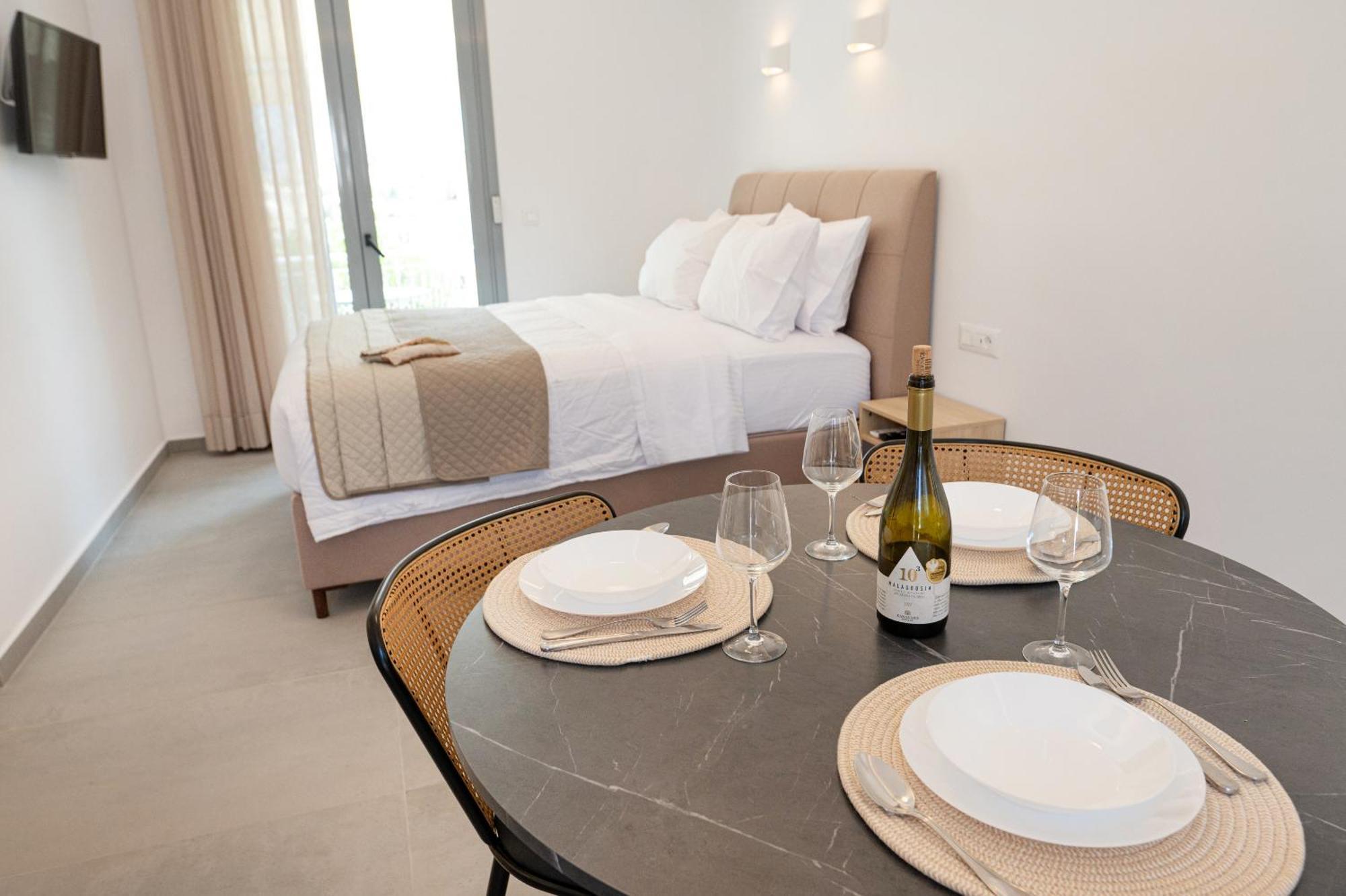 Sophie'S Apartments 3&4 Poros Town Екстериор снимка